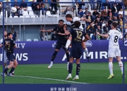 金年会官方网站-包含尤文图斯客场争夺平局，惜失出局机会的词条