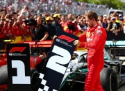 -雷诺车队完胜哈斯车队，汉密尔顿刷新纪录