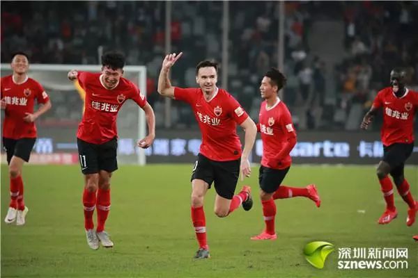 包含河北华夏客场狂胜，深圳佳兆业遭逢惨败的词条