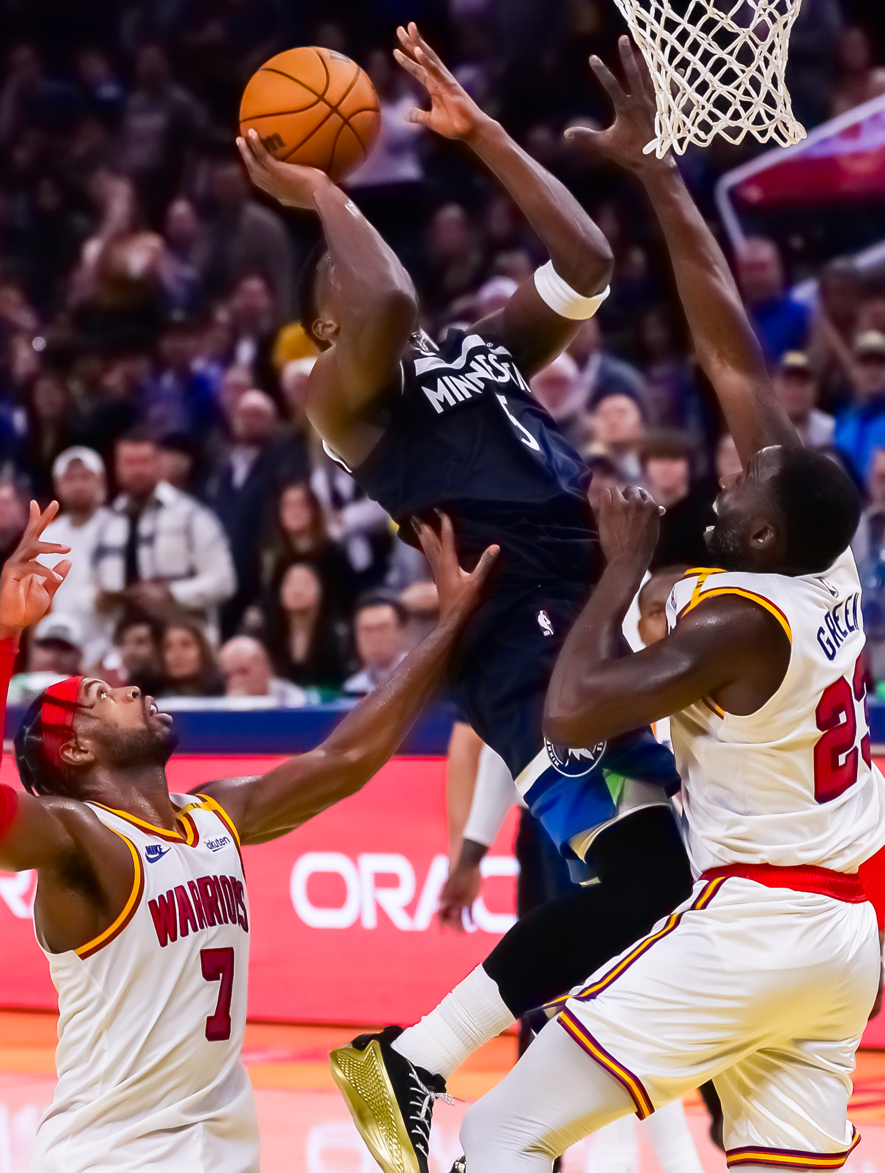 关于勇士队球员状态火热,助球队取得连胜的信息 关于勇士队球员状态火热,助球队取得连胜的信息