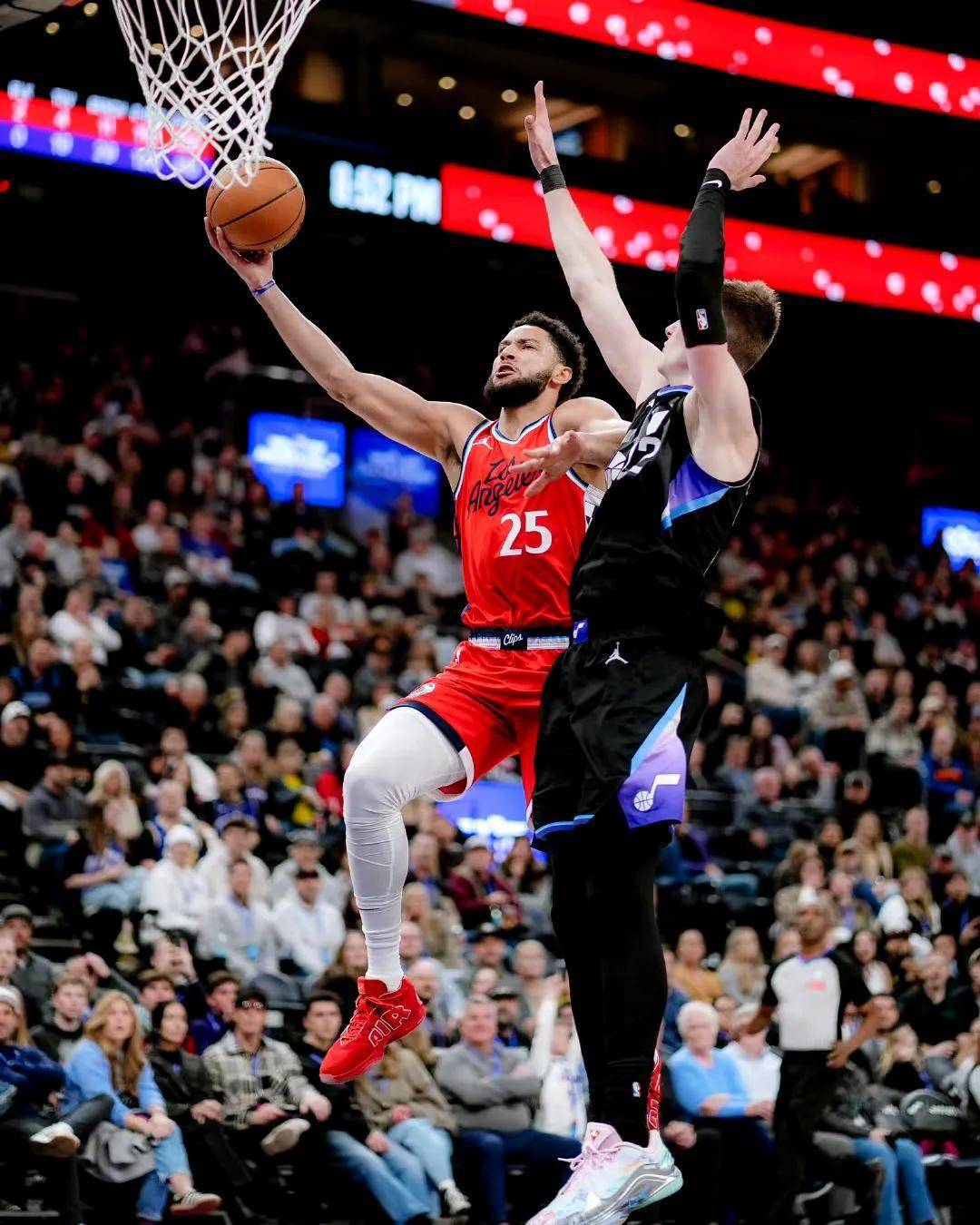 RB莱比锡客场逆转赢球追赶领头羊 RB莱比锡客场逆转赢球追赶领头羊