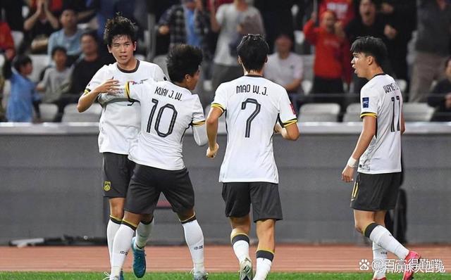 关于球队士气高涨,连续胜利助力冲击联赛前列的信息 关于球队士气高涨,连续胜利助力冲击联赛前列的信息