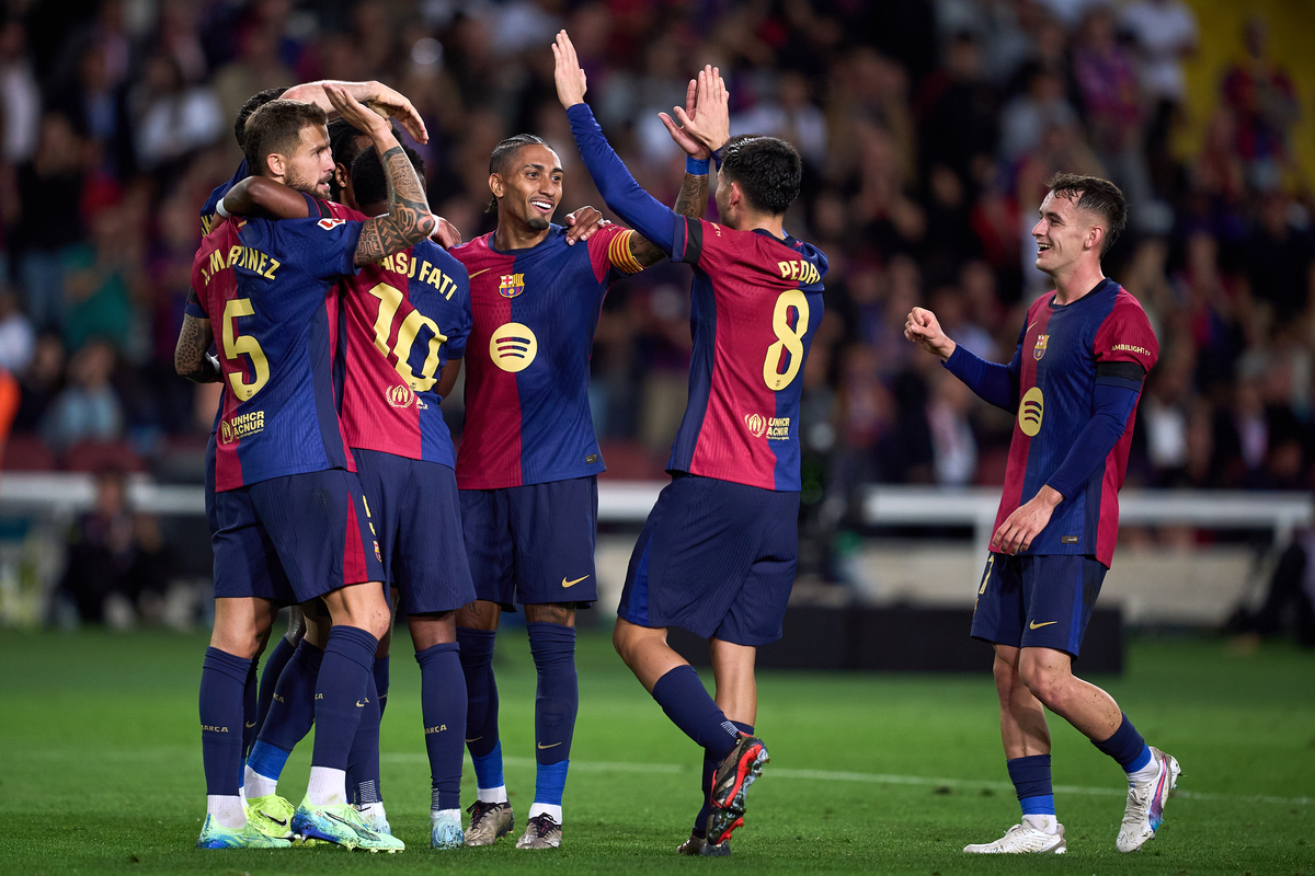 巴塞罗那客场逼平那不勒斯,保持领先的简单介绍 巴塞罗那客场逼平那不勒斯,保持领先的简单介绍