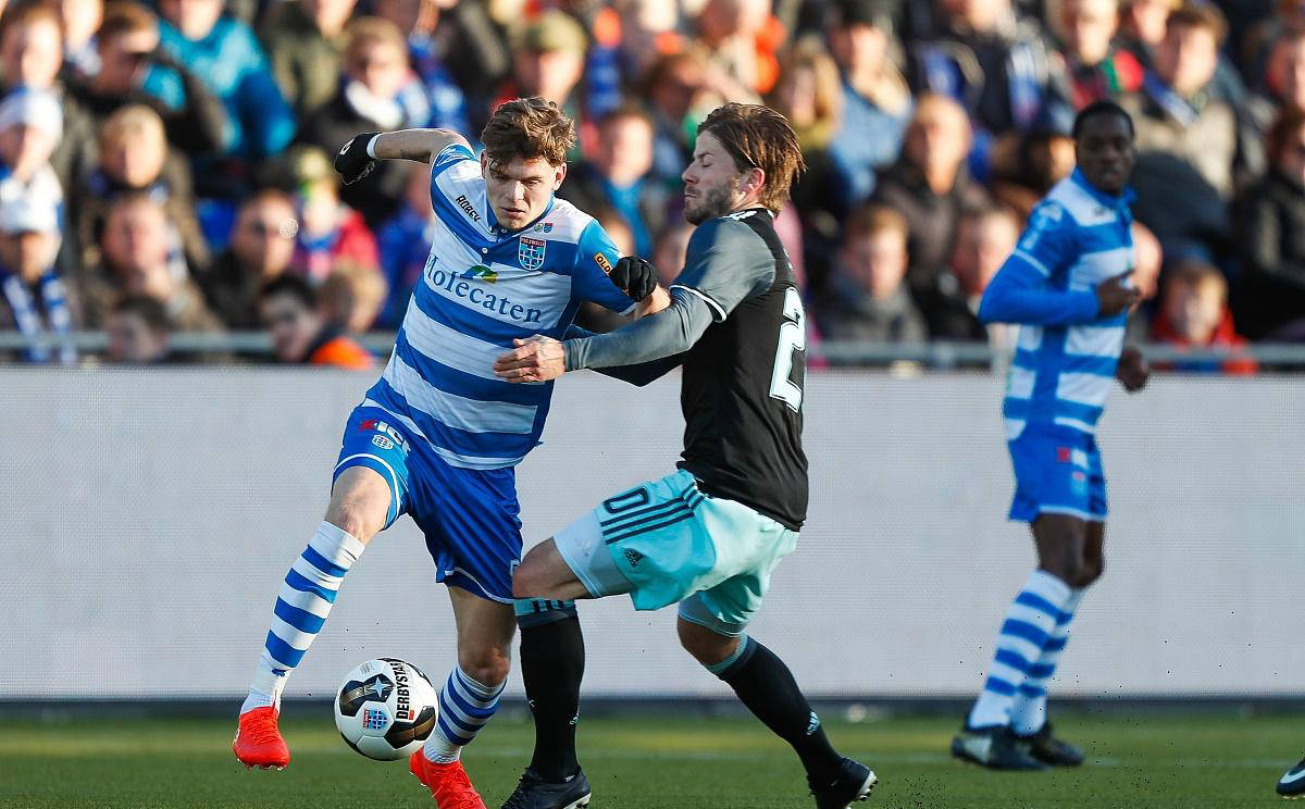 包含沙尔克遭遇失败,球队状态持续低迷的词条 包含沙尔克遭遇失败,球队状态持续低迷的词条