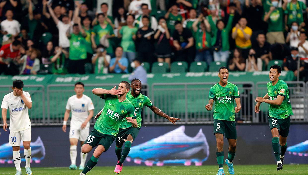 北京国安遭遇困境,教练组备战应对 北京国安遭遇困境,教练组备战应对