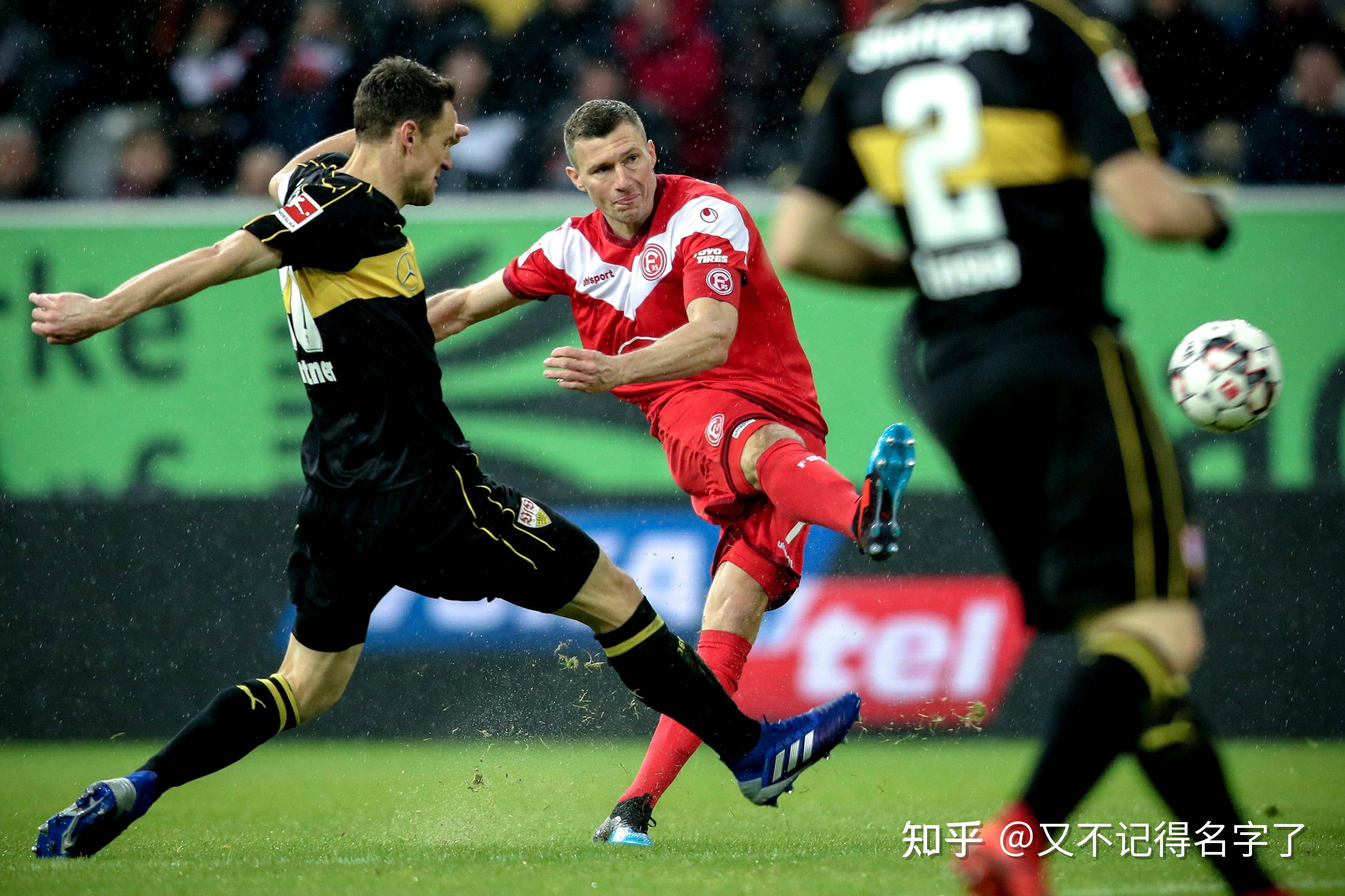 汉诺威遭遇惨败,积分榜上持续垫底 汉诺威遭遇惨败,积分榜上持续垫底