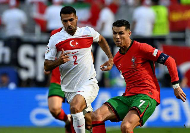 关于欧洲杯资格赛进入白热化阶段,球员充满斗志的信息 关于欧洲杯资格赛进入白热化阶段,球员充满斗志的信息