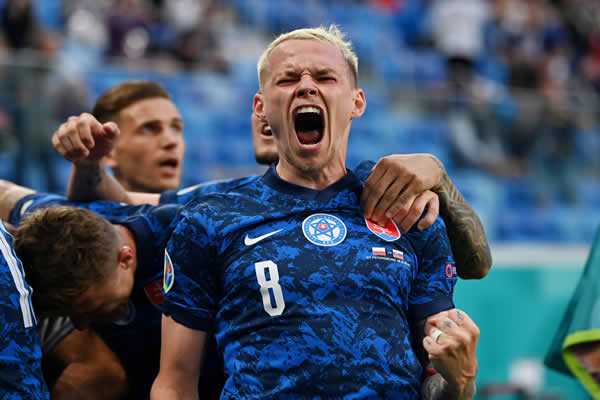 包含拜仁慕尼黑主帅战术妙用,率队赢得胜利的词条 包含拜仁慕尼黑主帅战术妙用,率队赢得胜利的词条