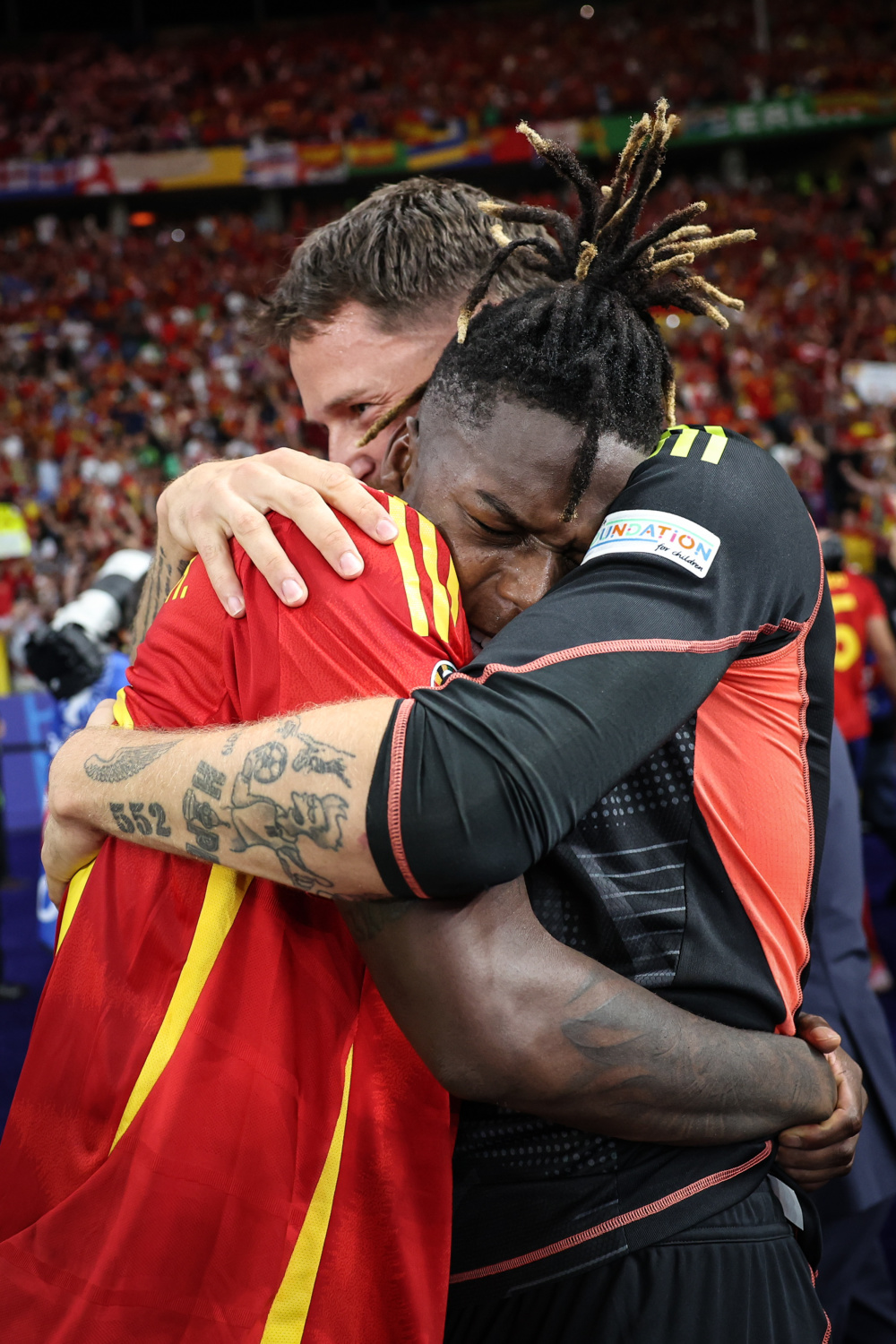 包含西班牙-战胜瑞典,晋级欧国联半决赛的词条 包含西班牙-战胜瑞典,晋级欧国联半决赛的词条