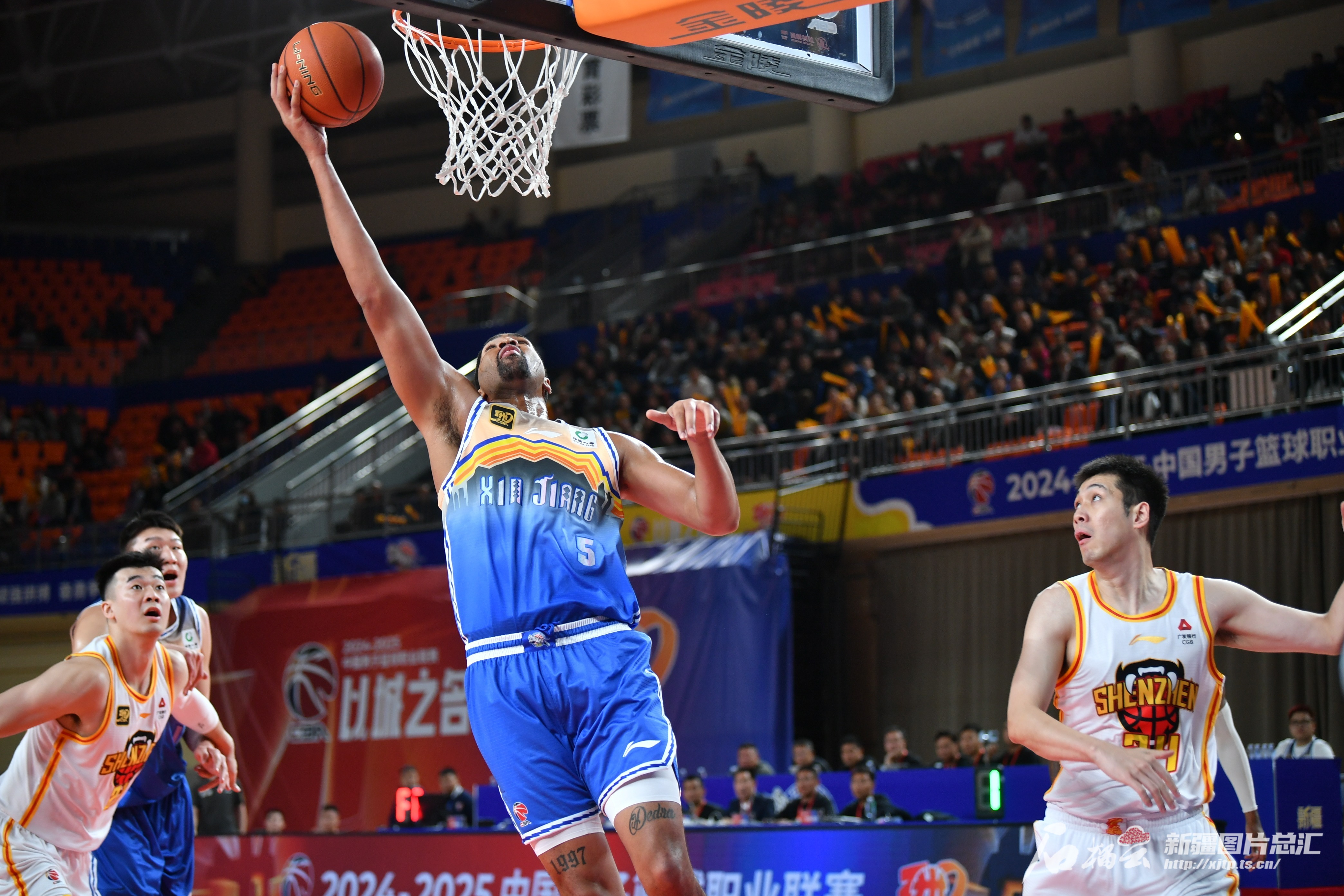 北京队外援强势发威,团队配合默契的简单介绍 北京队外援强势发威,团队配合默契的简单介绍