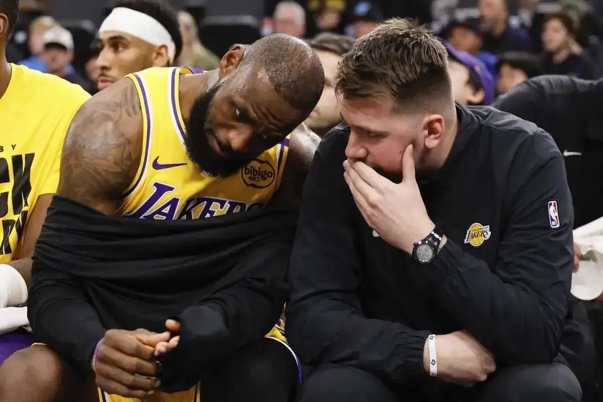 关于内线球员篮板球抢得多攻防两端发威的信息 关于内线球员篮板球抢得多攻防两端发威的信息