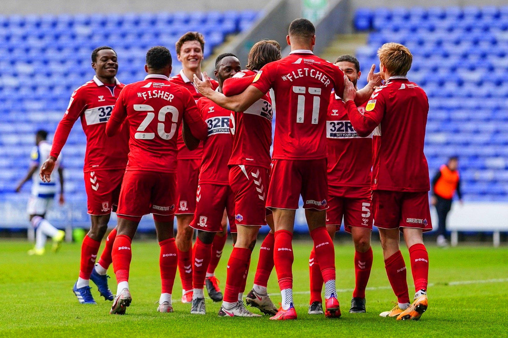 切尔西对阵皇家社会,英西联手争夺胜利 切尔西对阵皇家社会,英西联手争夺胜利