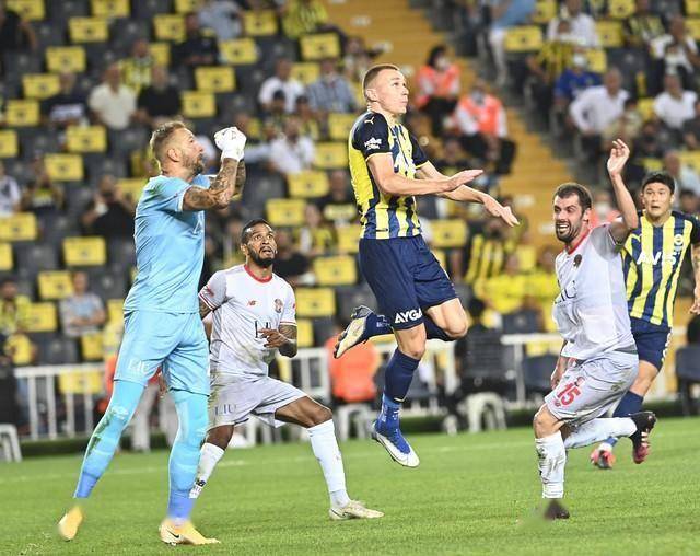 葡萄牙队一鸣惊人,笑傲群雄的简单介绍 葡萄牙队一鸣惊人,笑傲群雄的简单介绍