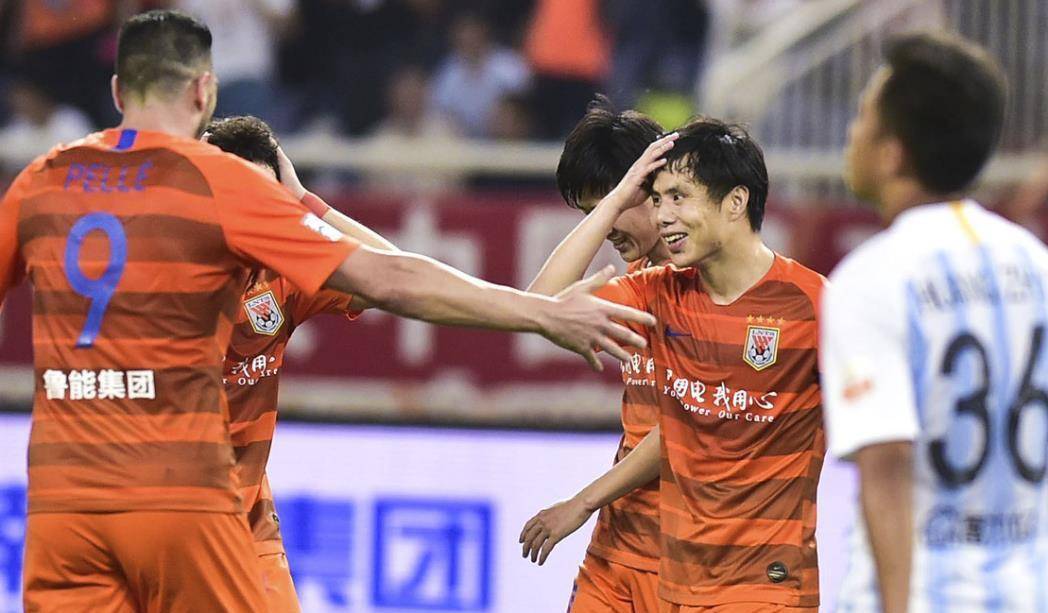 鲁能备战:强攻强守,为求胜利全力以赴的简单介绍 鲁能备战:强攻强守,为求胜利全力以赴的简单介绍