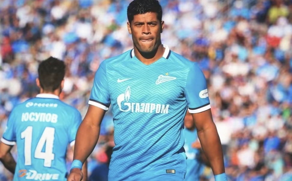 球员们在场上的表现彰显出他们的顶级实力! 球员们在场上的表现彰显出他们的顶级实力!