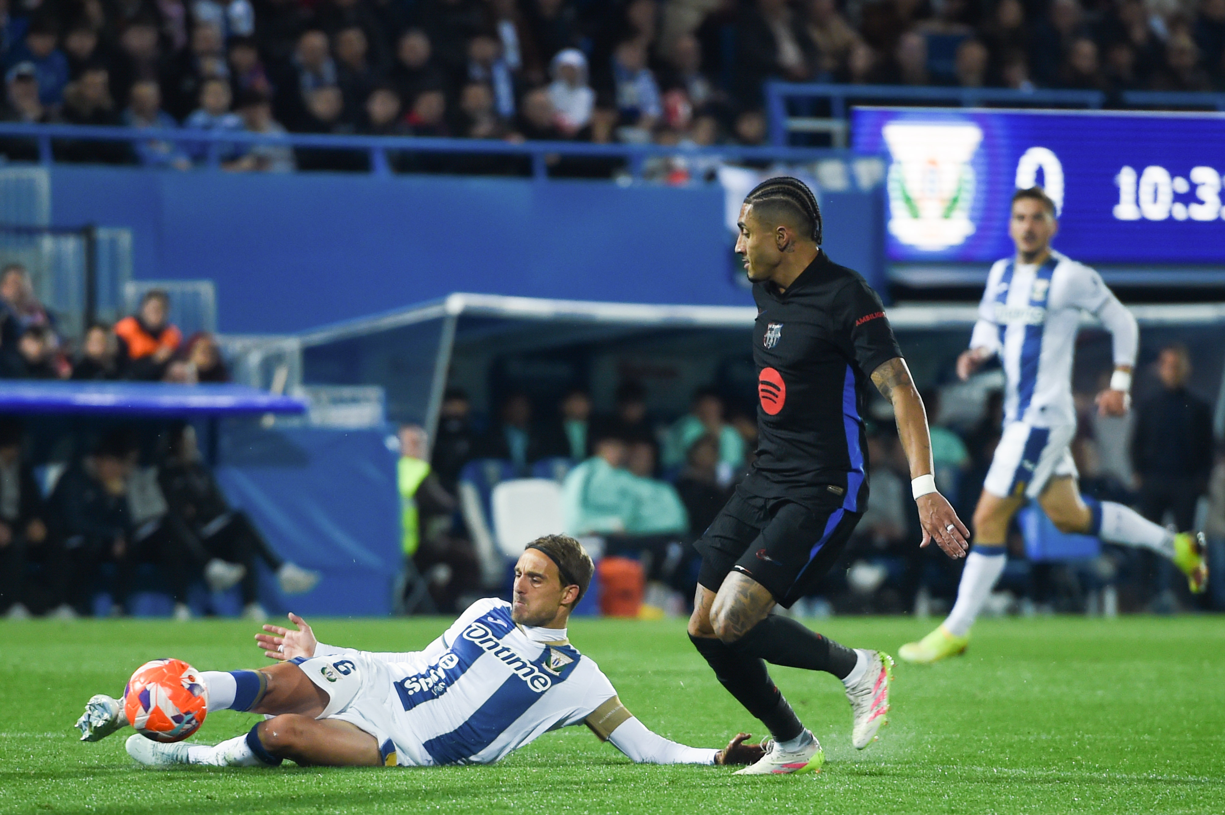 西甲重磅对决:西班牙迎战国足,引发热议的简单介绍 西甲重磅对决:西班牙迎战国足,引发热议的简单介绍