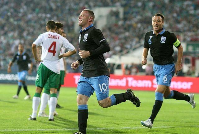 关于罗马尼亚战胜冰岛，争夺小组第一希望渺茫的信息