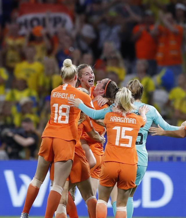 比利时战胜瑞典晋级,波兰悲情告别的简单介绍 比利时战胜瑞典晋级,波兰悲情告别的简单介绍