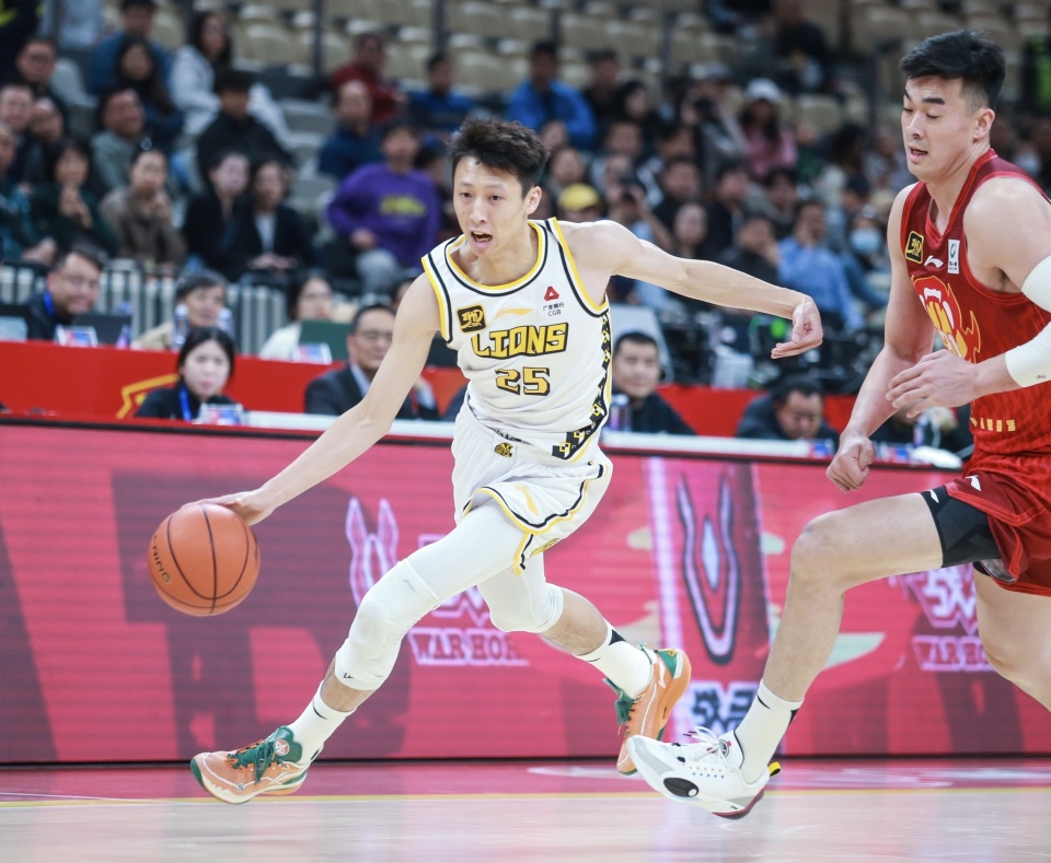 关于广东与新疆打破纪录本赛季CBA总决赛落败者将拿到百万奖金的信息 关于广东与新疆打破纪录本赛季CBA总决赛落败者将拿到百万奖金的信息