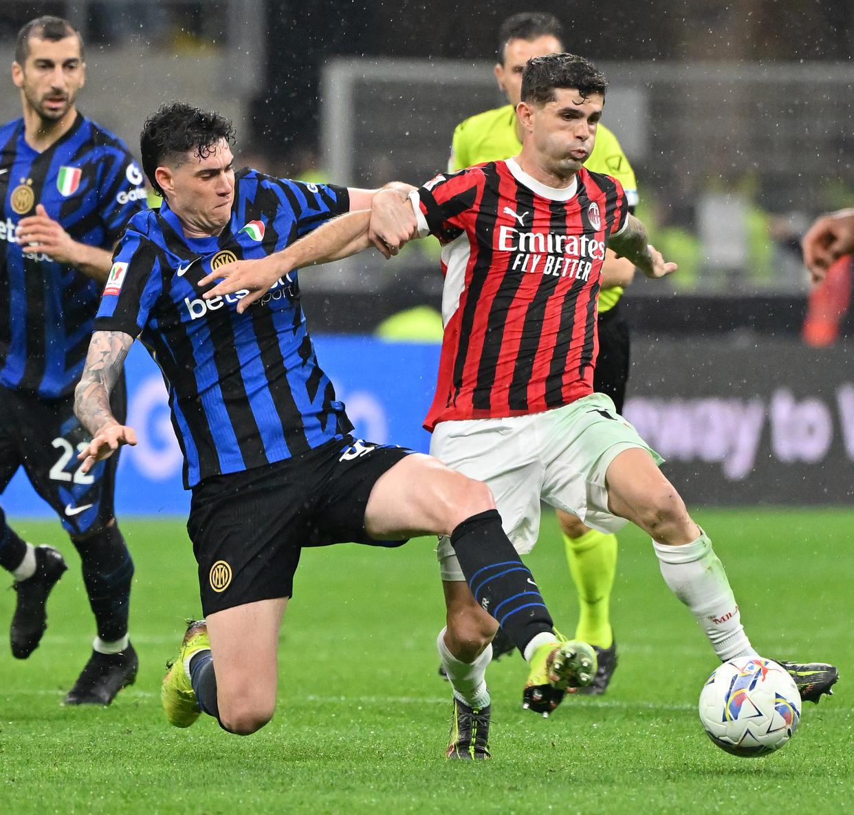 AC米兰客场大胜,挺进淘汰赛 AC米兰客场大胜,挺进淘汰赛