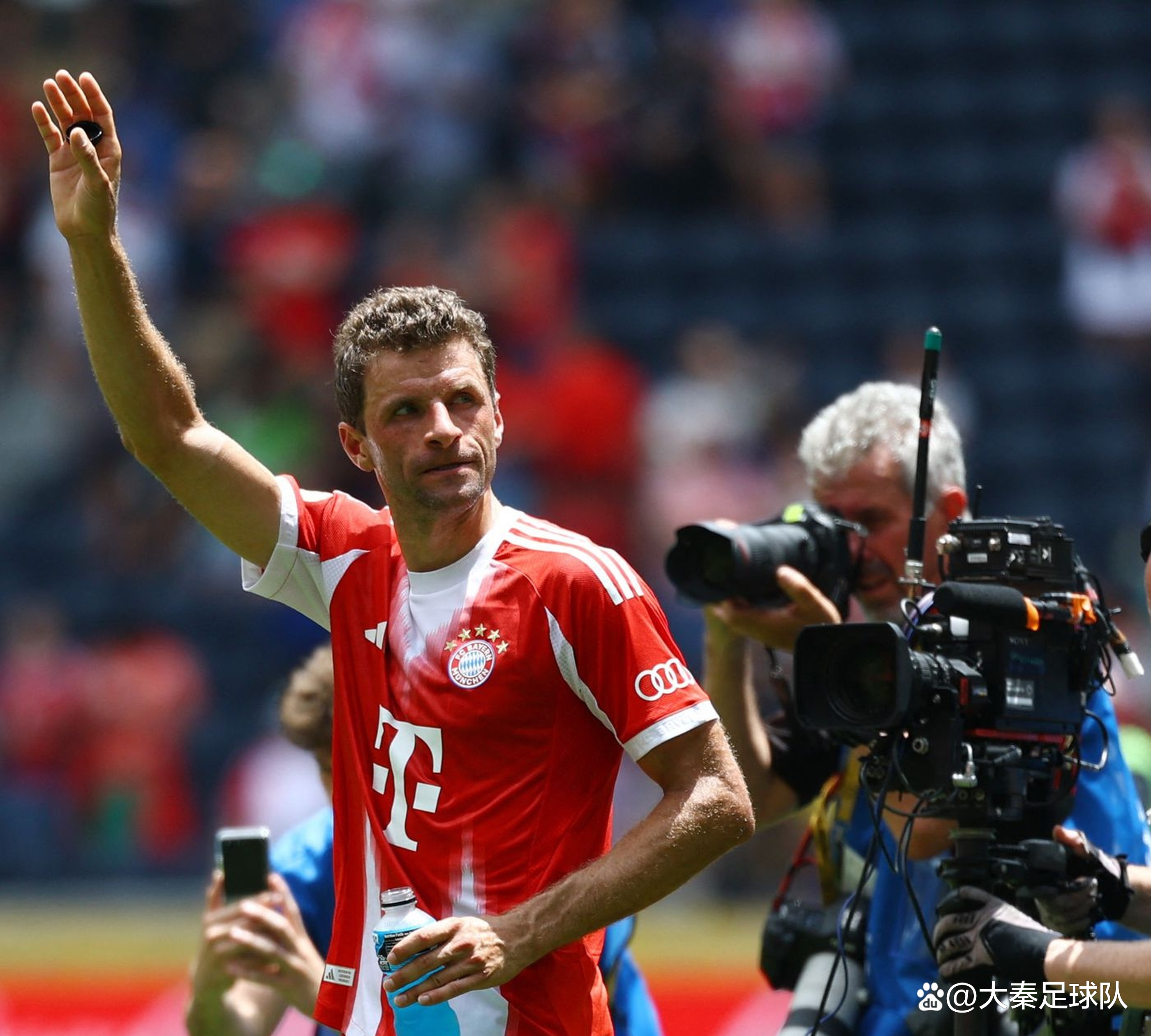 包含巴伐利亚之夜,拜仁慕尼黑轻松获胜的词条 包含巴伐利亚之夜,拜仁慕尼黑轻松获胜的词条