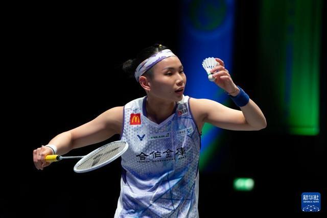 英格兰羽毛球队绝杀马来西亚羽毛球队,马琳爆发神勇的简单介绍 英格兰羽毛球队绝杀马来西亚羽毛球队,马琳爆发神勇的简单介绍