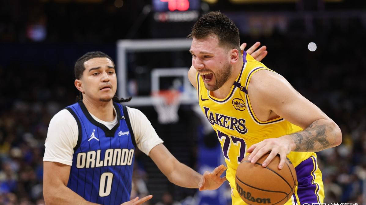 湖人惨遭魔术逆转,主场大败 湖人惨遭魔术逆转,主场大败