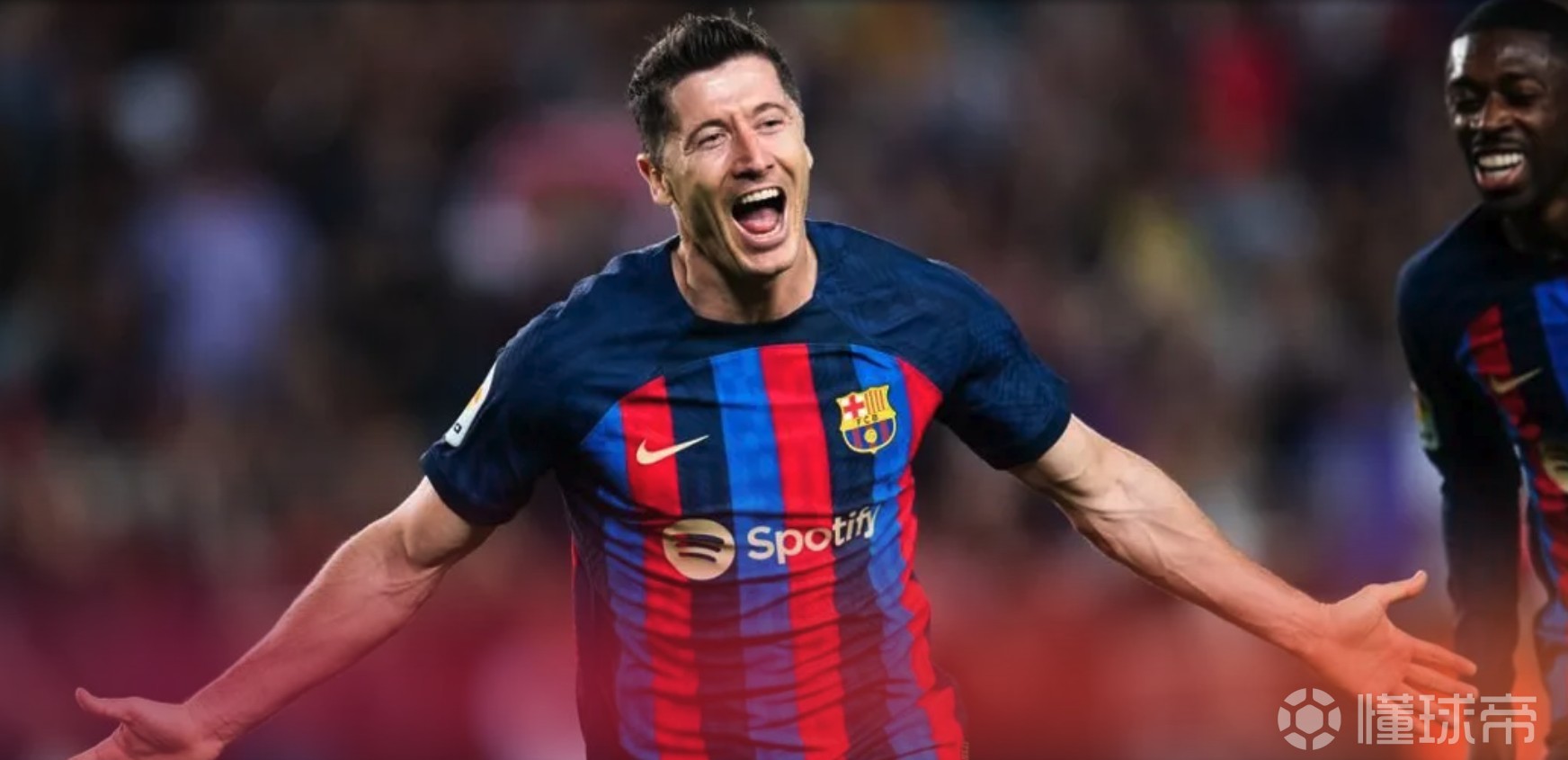 里昂绝地反击阿森纳，莱万绝境逆转的简单介绍