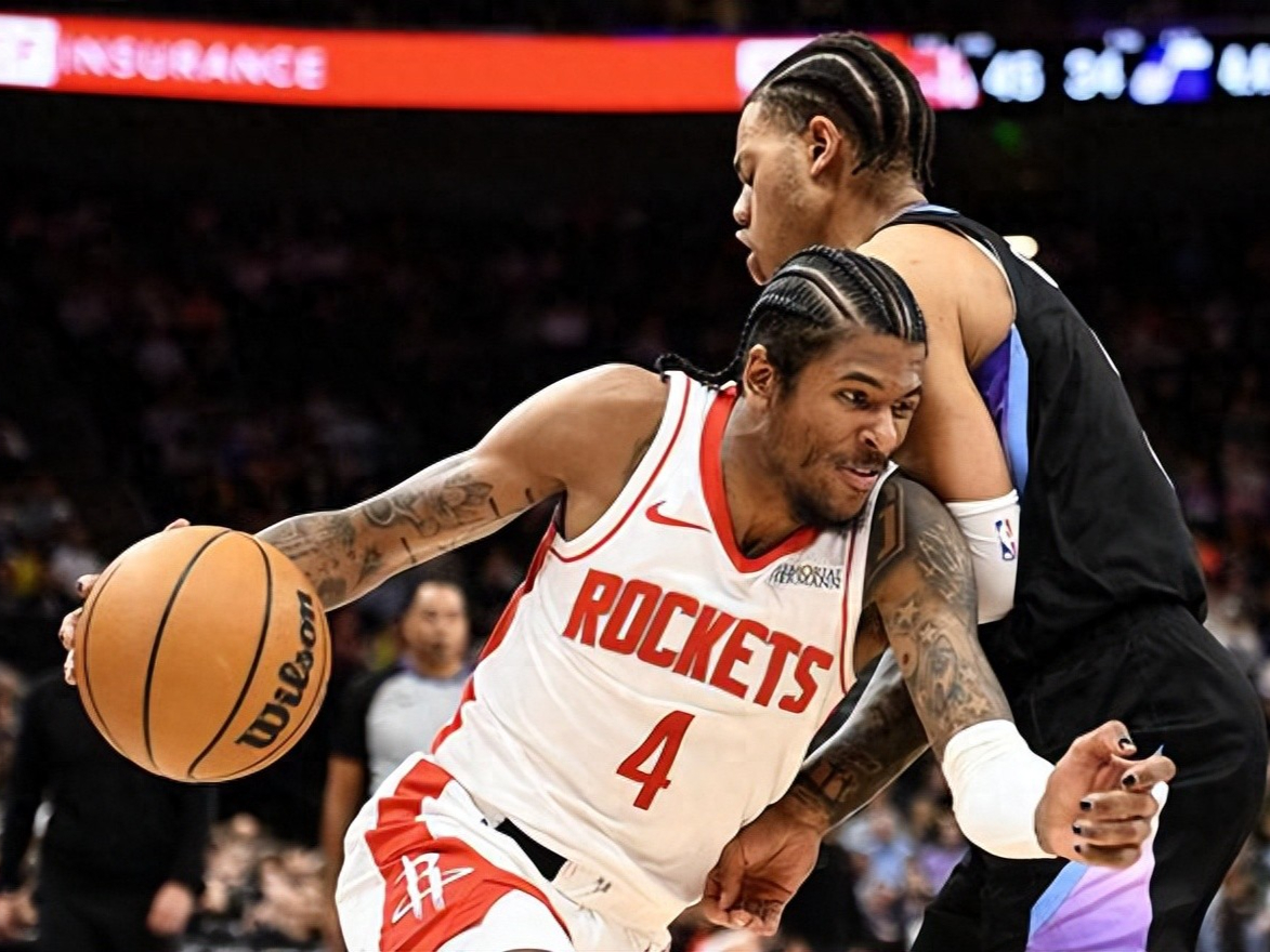 爵士强势逆转,击败马刺 爵士强势逆转,击败马刺