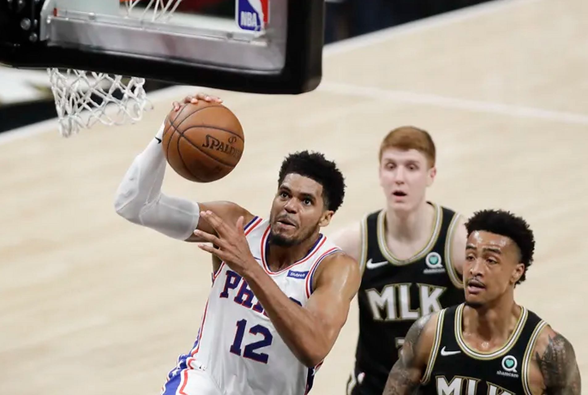 国王轻取巴西男篮,哈里斯爆发神勇 国王轻取巴西男篮,哈里斯爆发神勇