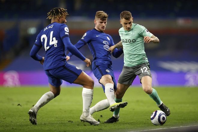 美国网球队碾压法国网球队,费德勒完成帽子戏法的简单介绍 美国网球队碾压法国网球队,费德勒完成帽子戏法的简单介绍