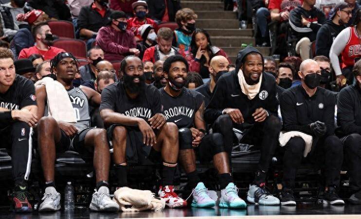 雄鹿主场不敌篮网遭遇尴尬 雄鹿主场不敌篮网遭遇尴尬