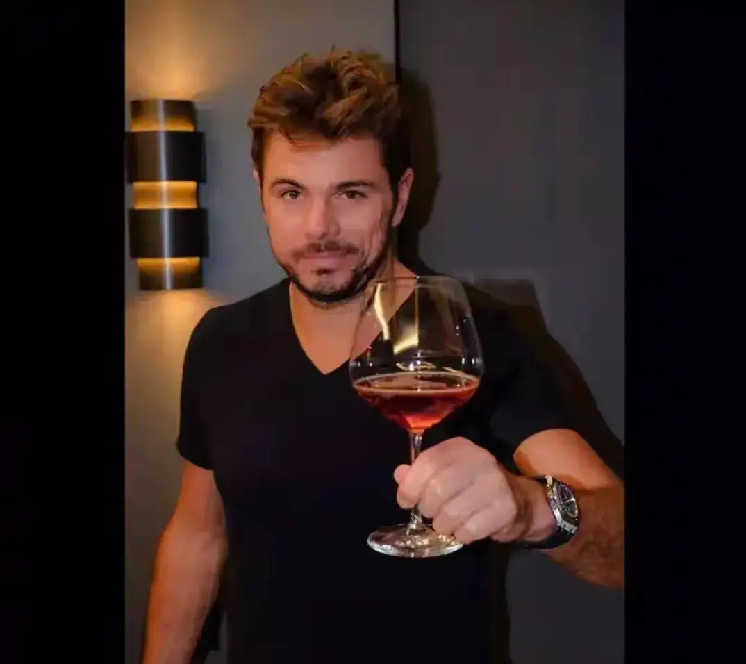 意大利网球队轻取世界网球队,瓦林卡关键制胜 意大利网球队轻取世界网球队,瓦林卡关键制胜