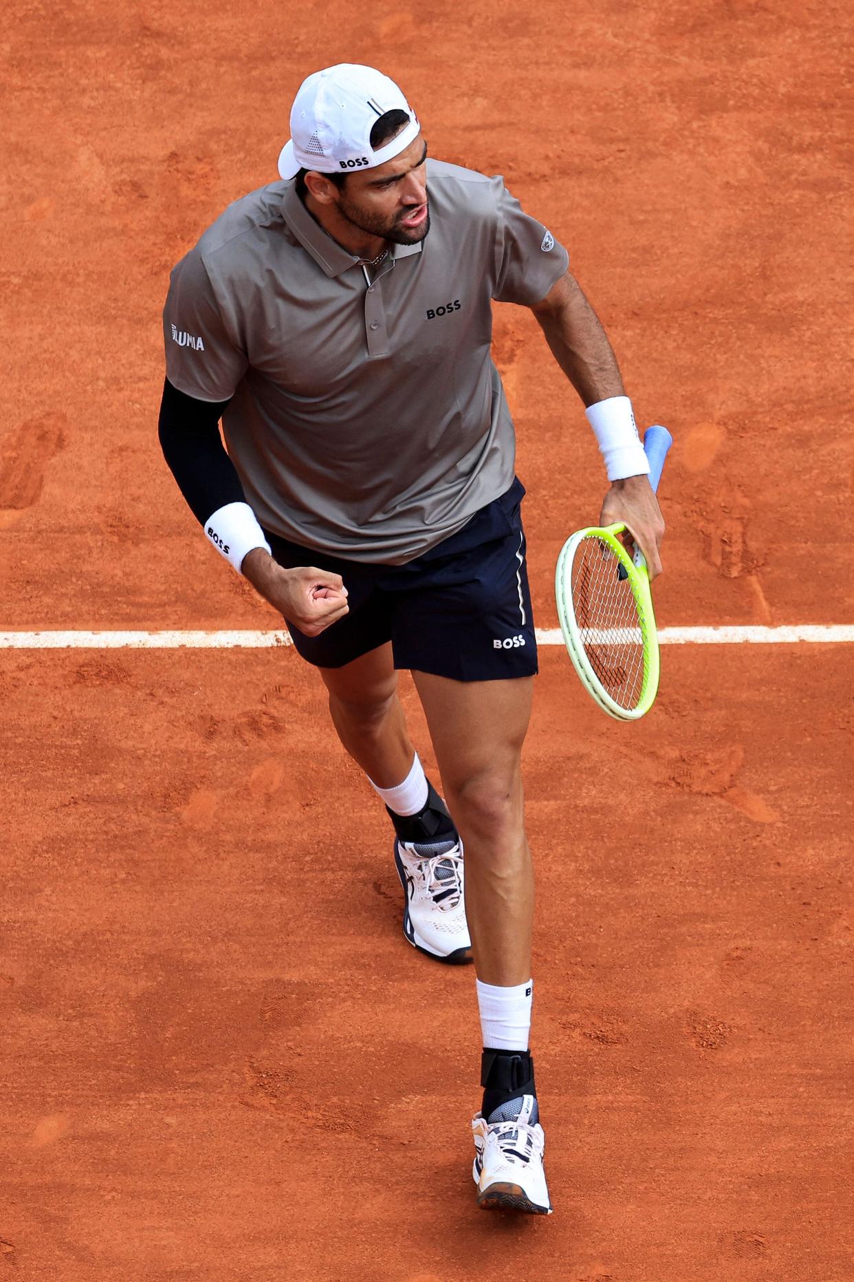 温网横扫蒙特卡洛大师赛，兹维列夫关键制胜