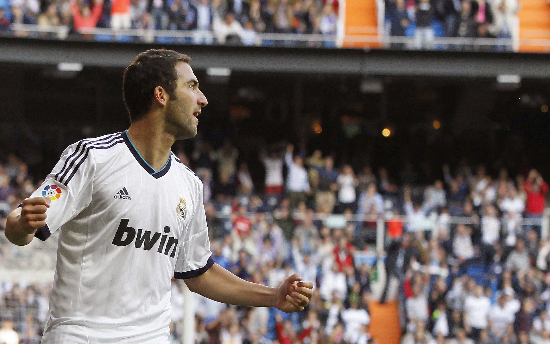 阿拉巴关键先生发力，马德里竞技掀翻马里