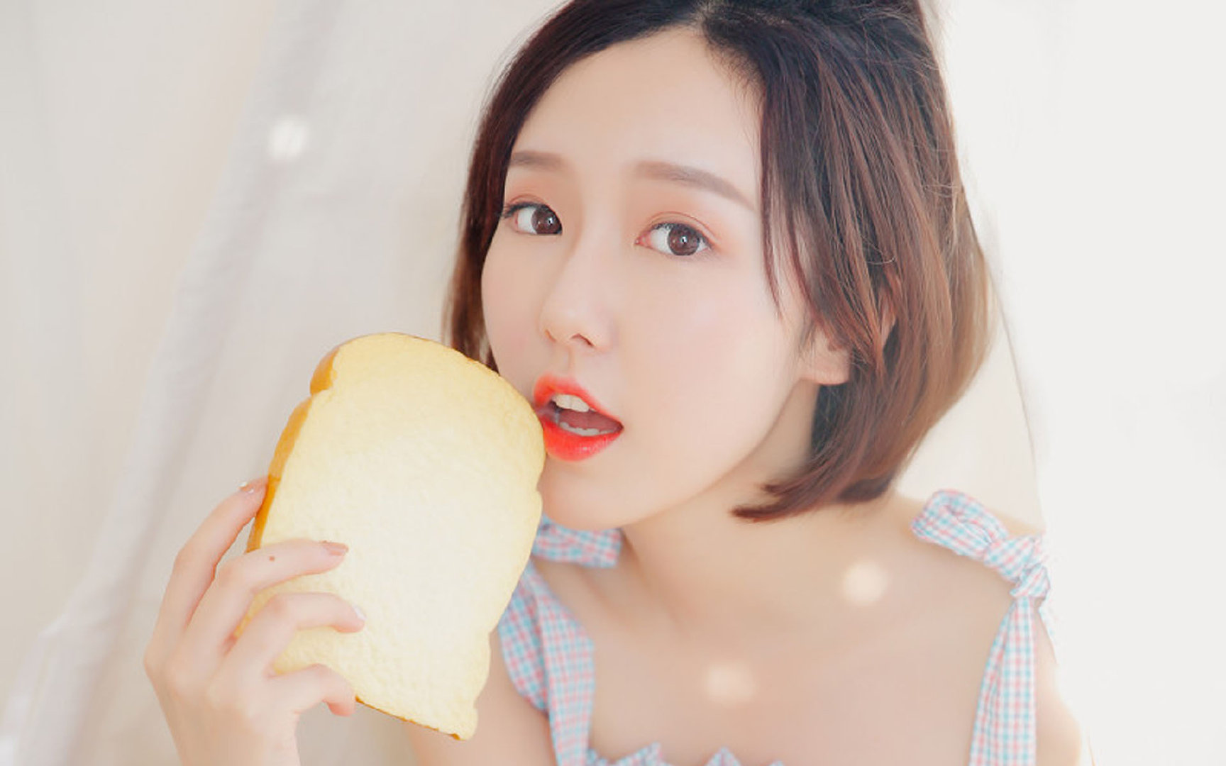 西决生死战焦点，丹麦力克尼斯，欧洲足球舞台再掀波澜