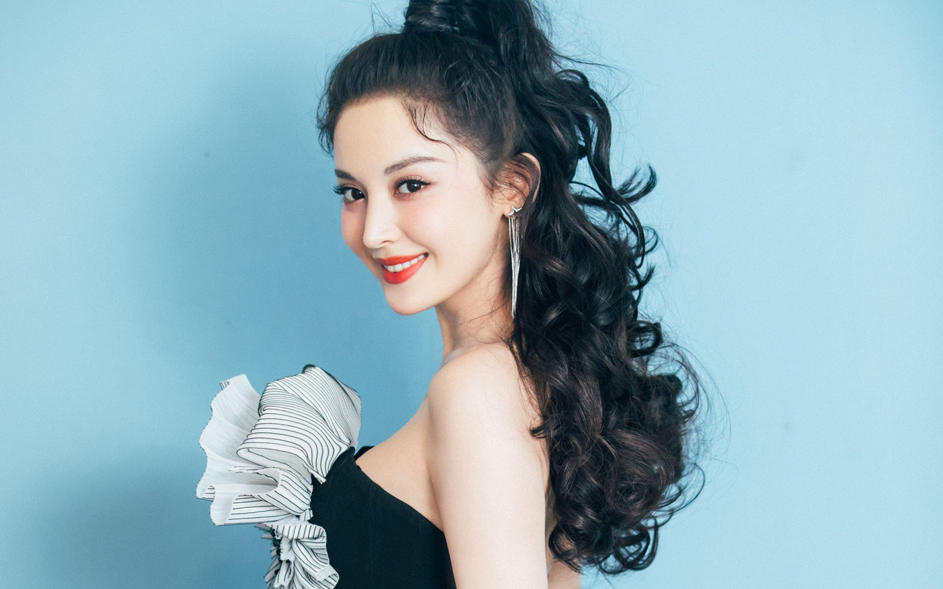 詹姆斯跨洋定鼎，广东队史诗级胜利背后的无争议王者