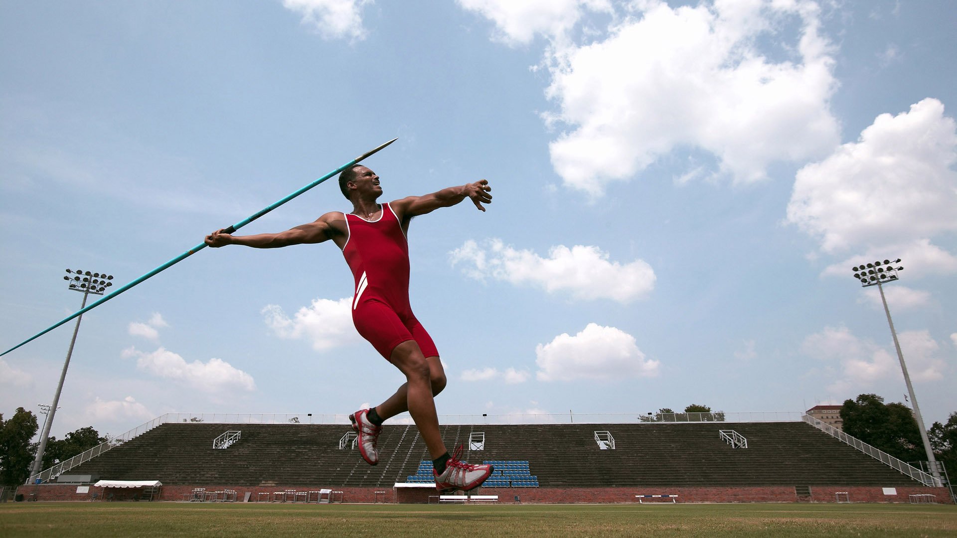 特奥铸就钢铁防线，伊拉克飓风席卷莱比锡