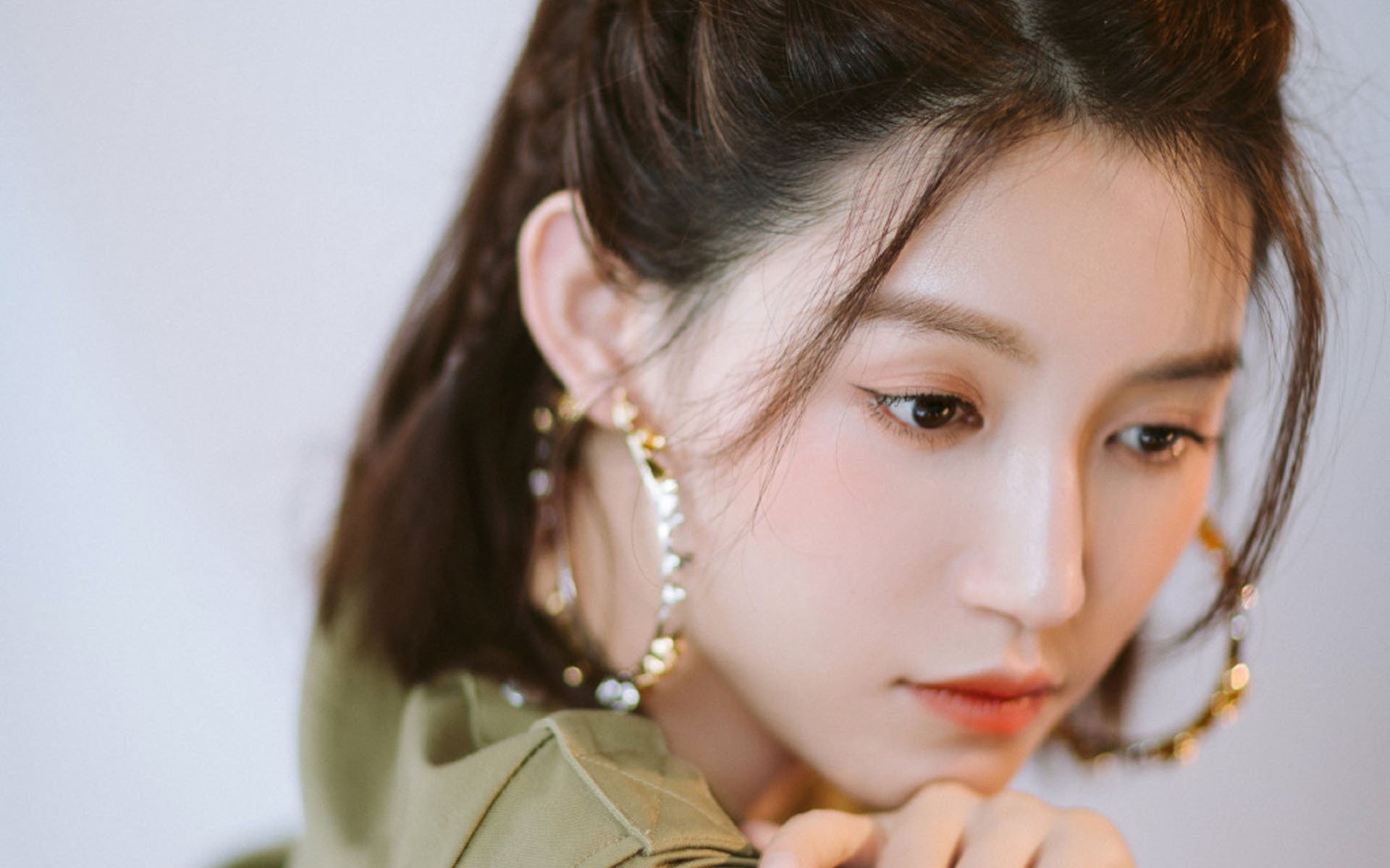 绿茵传奇，乌拉圭逆转利物浦谱写壮歌，黄喜灿持续杀伤闪耀英超