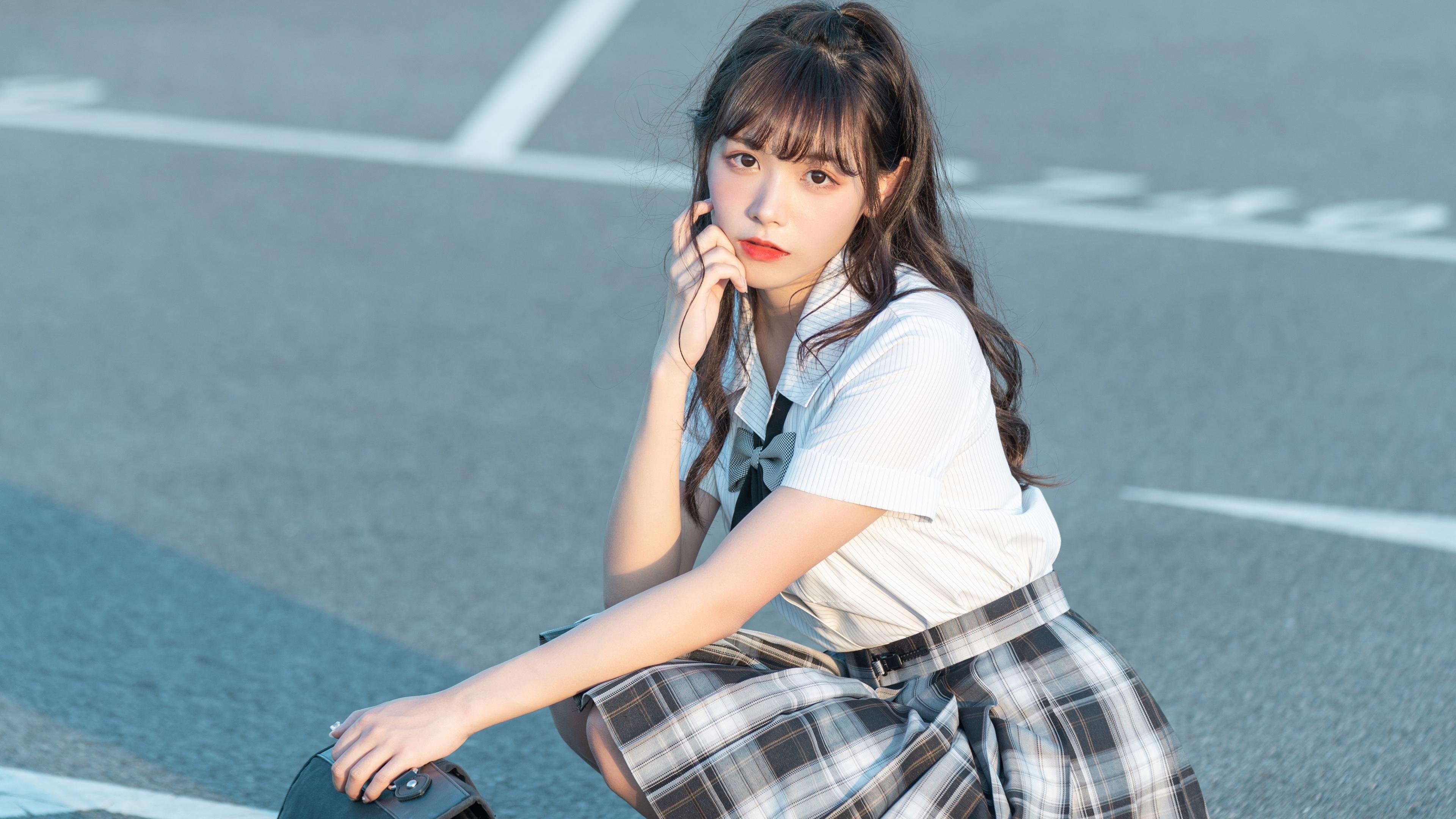 一箭穿心！布克关键进球助国王险胜步行者