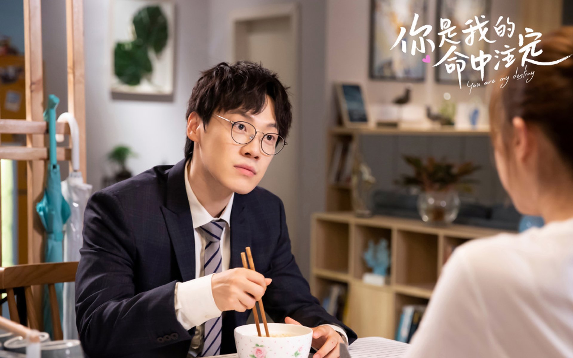 锁死与压制,现代足球战术博弈中的非对称胜利